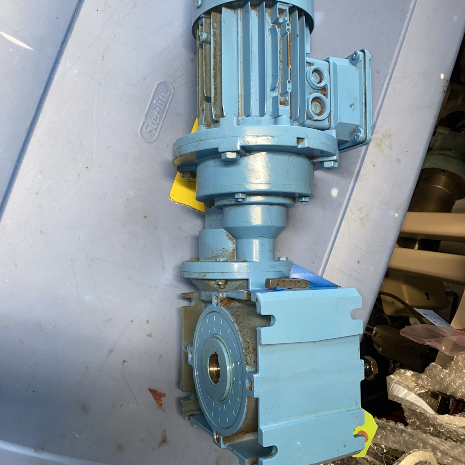 NORD motor & gear box mtr: 63L/4cus 230/460 3 PH 1700 RPM 56C frame IP55 Used